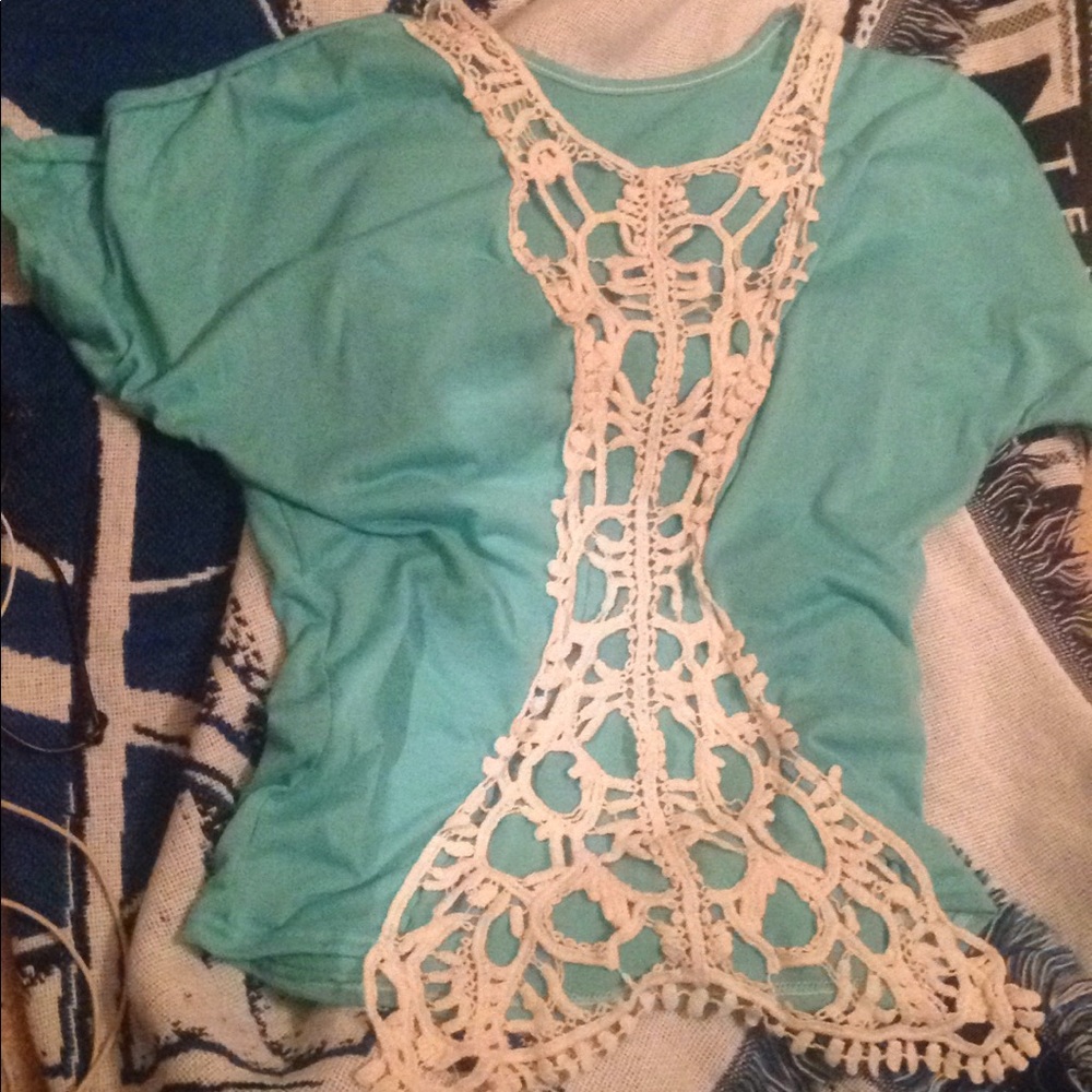 Lace back tshirt